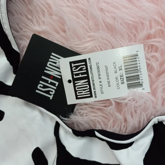 Bad To The Bone Iron Fist ribcage bodysuit! Nwt so forkin rad 🤘 - Picture 6 of 9